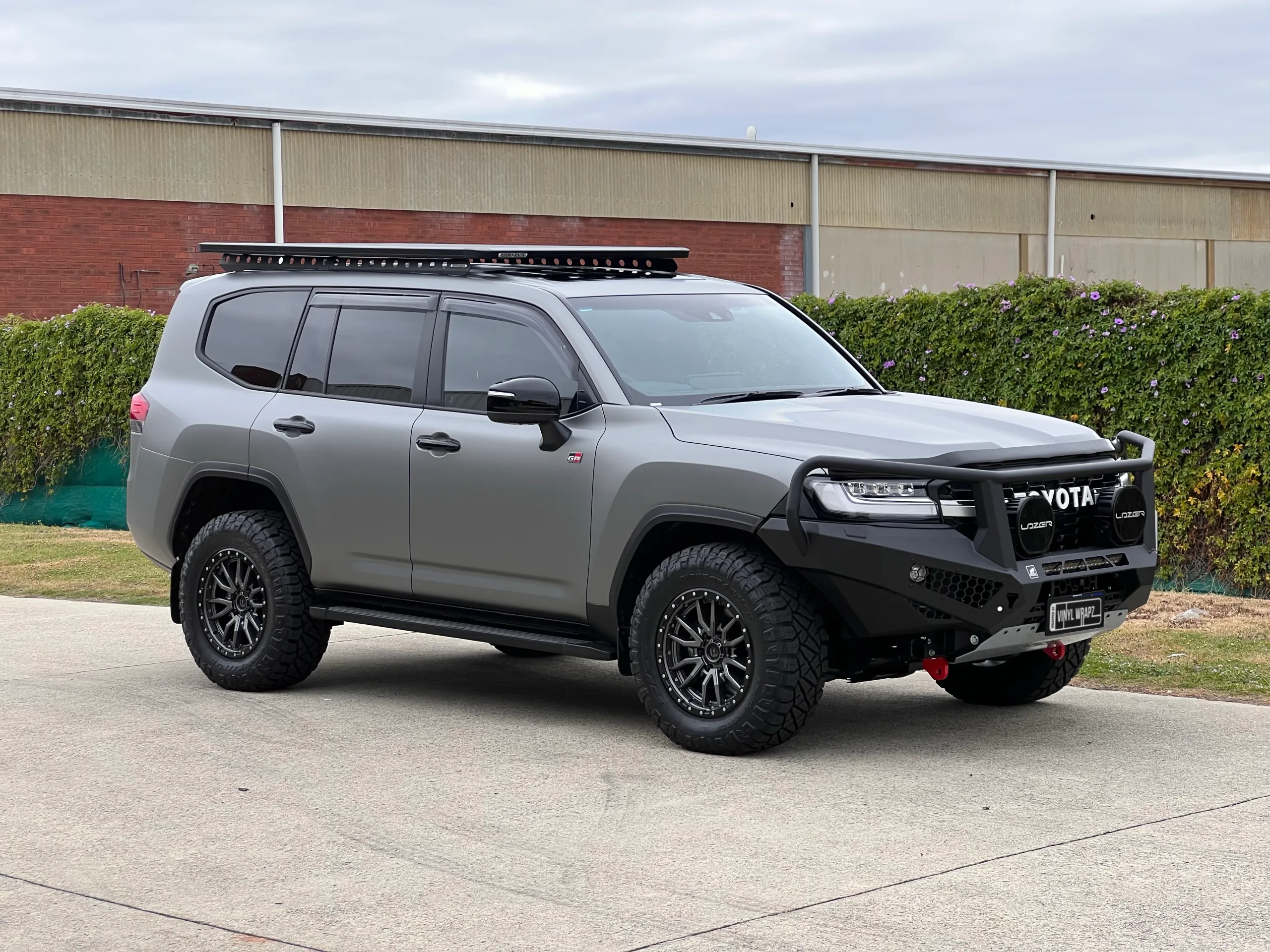 Toyota LandCruiser 300 with a matte Welsh Slate colour-change wrap