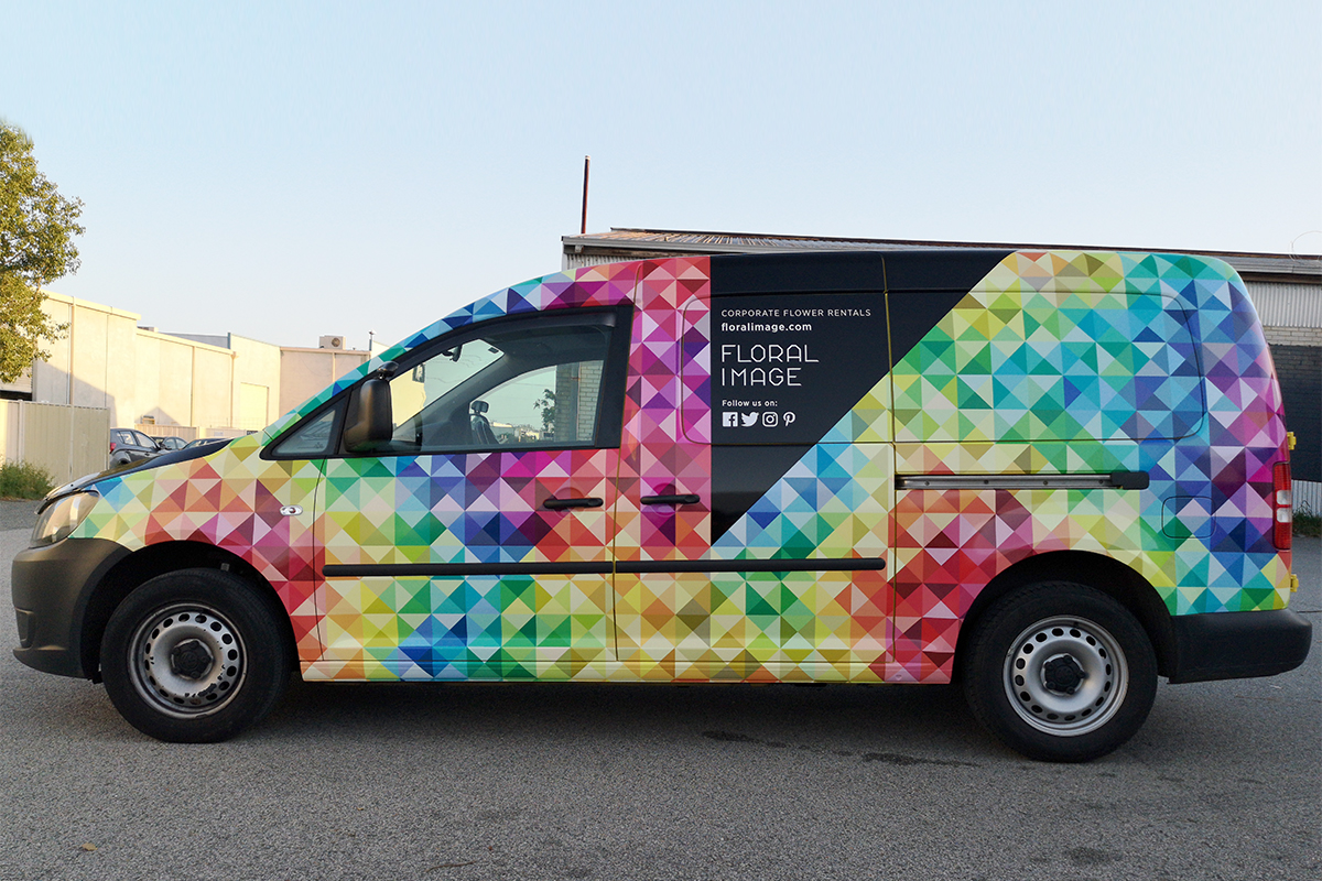 VW Caddy Maxi - Floral Image